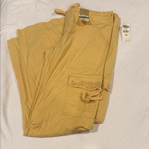 Old Navy Pants - Old Navy Tan Cargo Pants